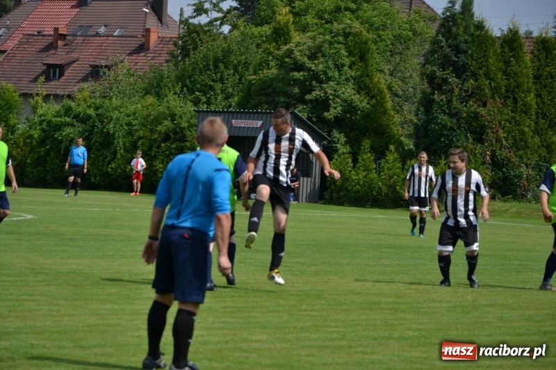 Zdjęcie w galerii na portalu naszraciborz.pl: Turniej w Chałupkach. Puchar Wójta dla oldbojów z Haci  wiadomości z regionu