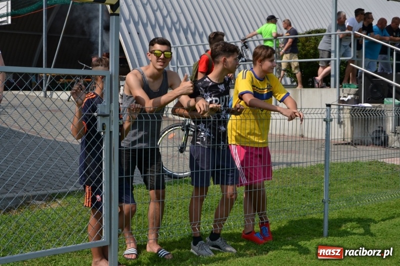 Zdjęcie w galerii na portalu naszraciborz.pl: Turniej w Chałupkach. Puchar Wójta dla oldbojów z Haci  wiadomości z regionu