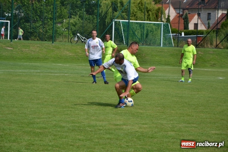 Zdjęcie w galerii na portalu naszraciborz.pl: Turniej w Chałupkach. Puchar Wójta dla oldbojów z Haci  wiadomości z regionu