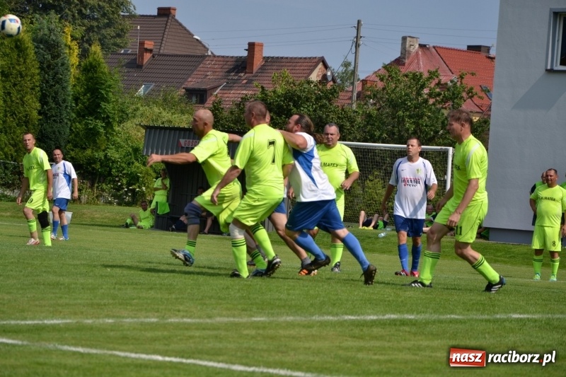 Zdjęcie w galerii na portalu naszraciborz.pl: Turniej w Chałupkach. Puchar Wójta dla oldbojów z Haci  wiadomości z regionu