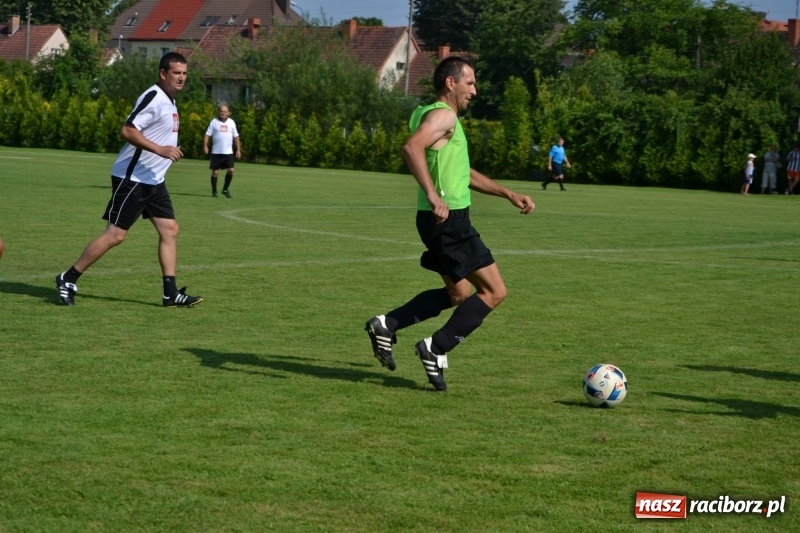 Zdjęcie w galerii na portalu naszraciborz.pl: Turniej w Chałupkach. Puchar Wójta dla oldbojów z Haci  wiadomości z regionu