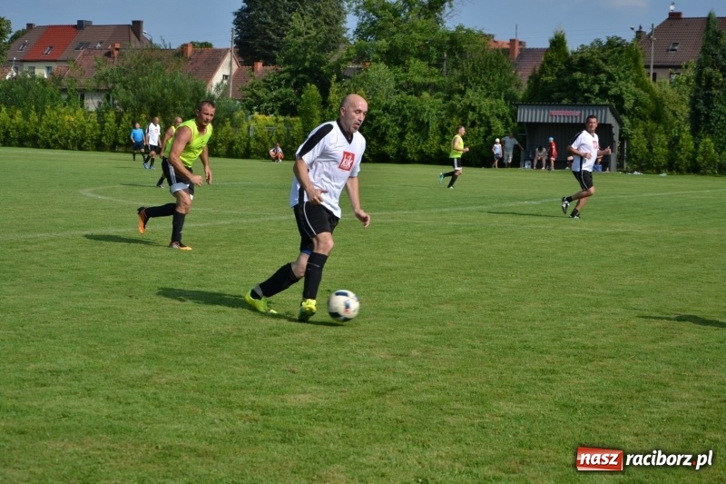 Zdjęcie w galerii na portalu naszraciborz.pl: Turniej w Chałupkach. Puchar Wójta dla oldbojów z Haci  wiadomości z regionu