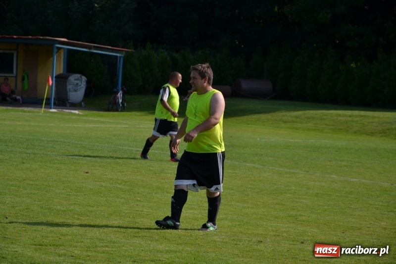 Zdjęcie w galerii na portalu naszraciborz.pl: Turniej w Chałupkach. Puchar Wójta dla oldbojów z Haci  wiadomości z regionu