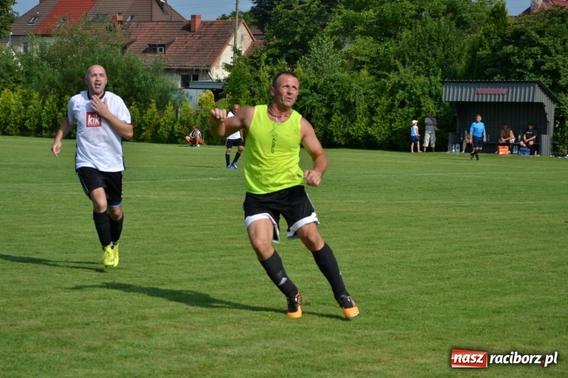 Zdjęcie w galerii na portalu naszraciborz.pl: Turniej w Chałupkach. Puchar Wójta dla oldbojów z Haci  wiadomości z regionu