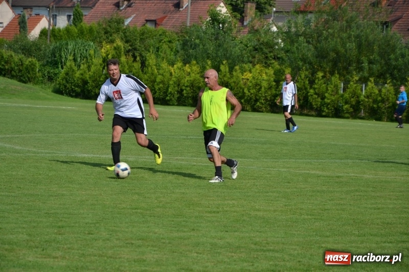 Zdjęcie w galerii na portalu naszraciborz.pl: Turniej w Chałupkach. Puchar Wójta dla oldbojów z Haci  wiadomości z regionu
