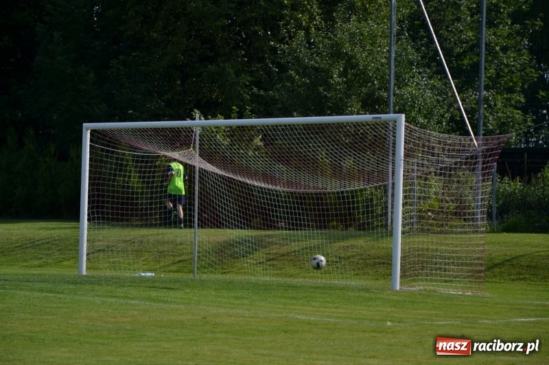 Zdjęcie w galerii na portalu naszraciborz.pl: Turniej w Chałupkach. Puchar Wójta dla oldbojów z Haci  wiadomości z regionu