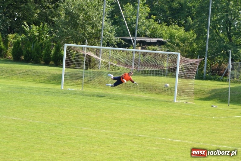 Zdjęcie w galerii na portalu naszraciborz.pl: Turniej w Chałupkach. Puchar Wójta dla oldbojów z Haci  wiadomości z regionu