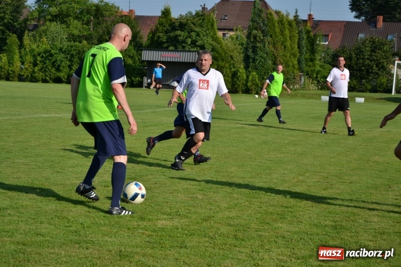 Zdjęcie w galerii na portalu naszraciborz.pl: Turniej w Chałupkach. Puchar Wójta dla oldbojów z Haci  wiadomości z regionu