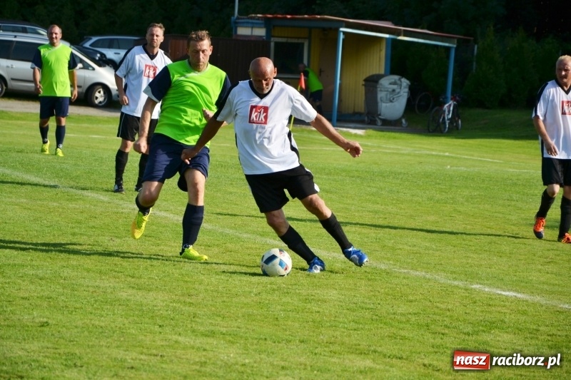 Zdjęcie w galerii na portalu naszraciborz.pl: Turniej w Chałupkach. Puchar Wójta dla oldbojów z Haci  wiadomości z regionu