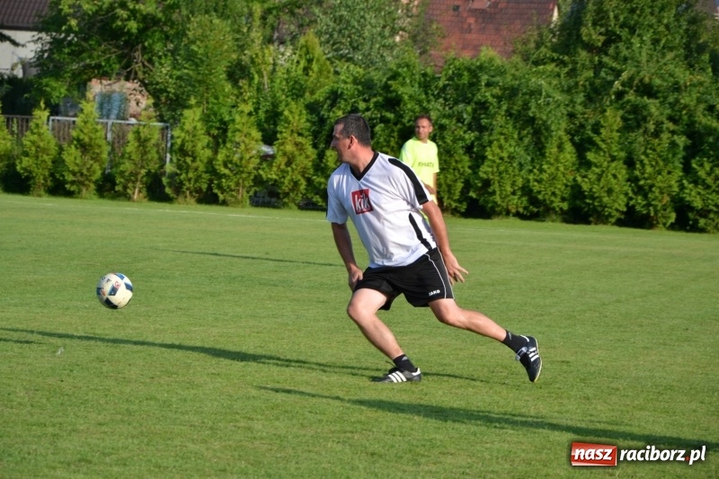 Zdjęcie w galerii na portalu naszraciborz.pl: Turniej w Chałupkach. Puchar Wójta dla oldbojów z Haci  wiadomości z regionu