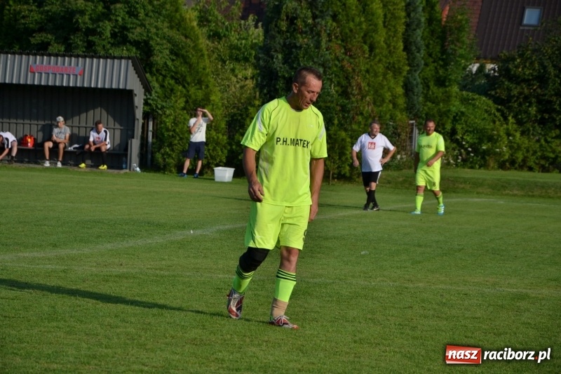 Zdjęcie w galerii na portalu naszraciborz.pl: Turniej w Chałupkach. Puchar Wójta dla oldbojów z Haci  wiadomości z regionu