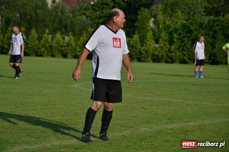 Zdjęcie w galerii na portalu naszraciborz.pl: Turniej w Chałupkach. Puchar Wójta dla oldbojów z Haci  wiadomości z regionu