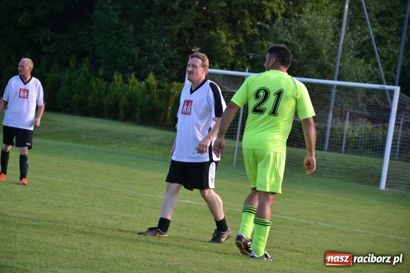Zdjęcie w galerii na portalu naszraciborz.pl: Turniej w Chałupkach. Puchar Wójta dla oldbojów z Haci  wiadomości z regionu
