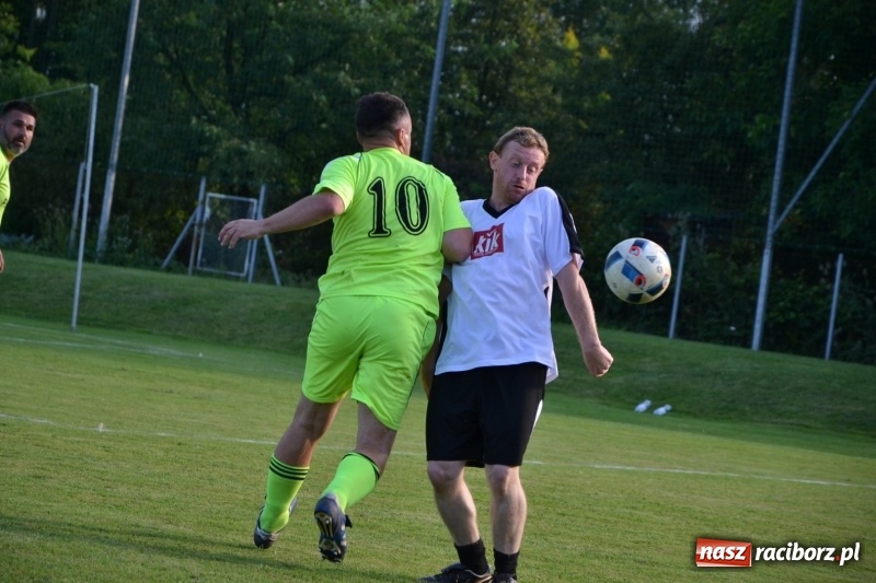 Zdjęcie w galerii na portalu naszraciborz.pl: Turniej w Chałupkach. Puchar Wójta dla oldbojów z Haci  wiadomości z regionu