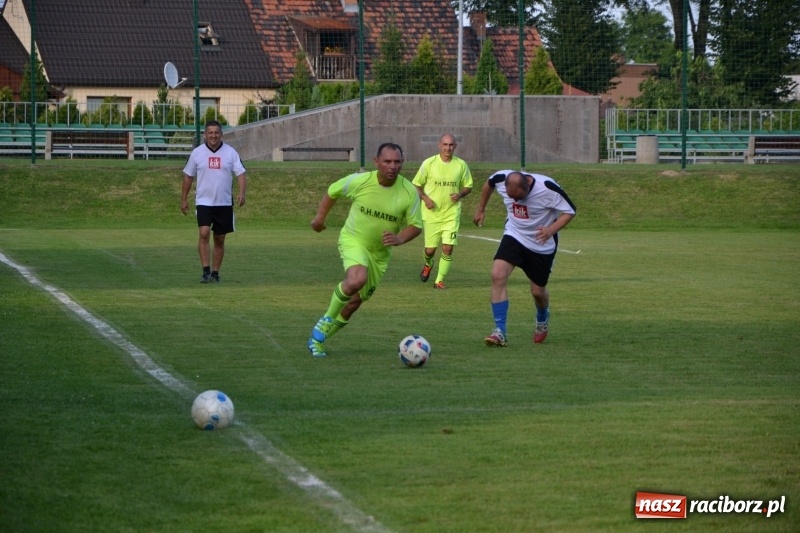 Zdjęcie w galerii na portalu naszraciborz.pl: Turniej w Chałupkach. Puchar Wójta dla oldbojów z Haci  wiadomości z regionu