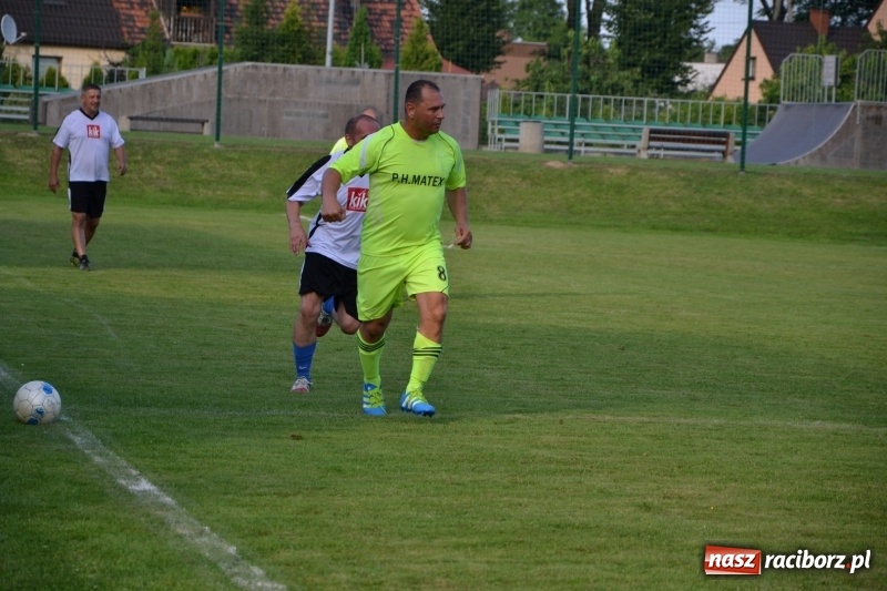 Zdjęcie w galerii na portalu naszraciborz.pl: Turniej w Chałupkach. Puchar Wójta dla oldbojów z Haci  wiadomości z regionu