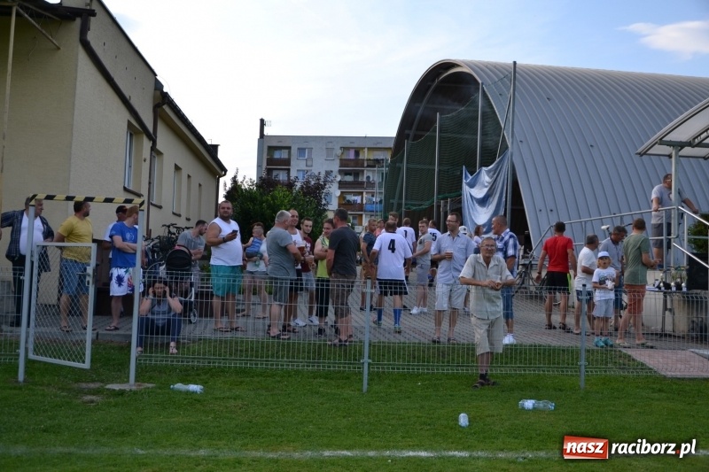 Zdjęcie w galerii na portalu naszraciborz.pl: Turniej w Chałupkach. Puchar Wójta dla oldbojów z Haci  wiadomości z regionu