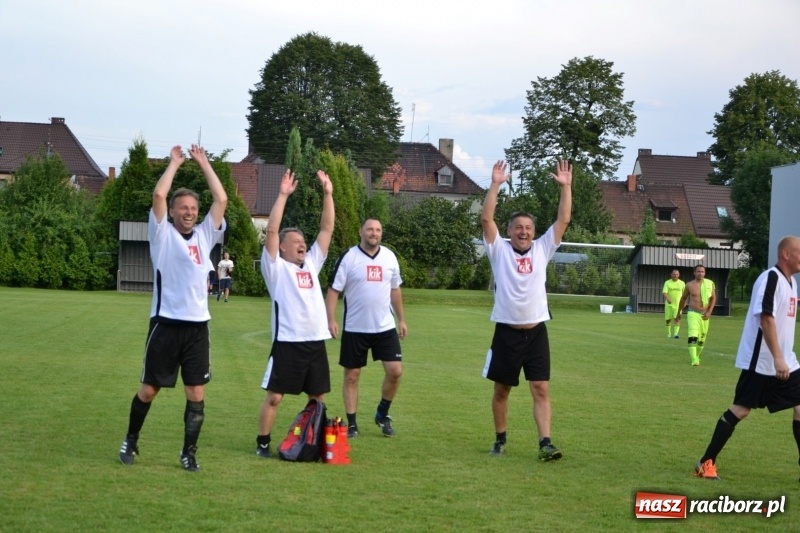 Zdjęcie w galerii na portalu naszraciborz.pl: Turniej w Chałupkach. Puchar Wójta dla oldbojów z Haci  wiadomości z regionu