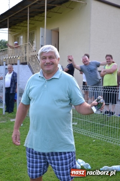 Zdjęcie w galerii na portalu naszraciborz.pl: Turniej w Chałupkach. Puchar Wójta dla oldbojów z Haci  wiadomości z regionu