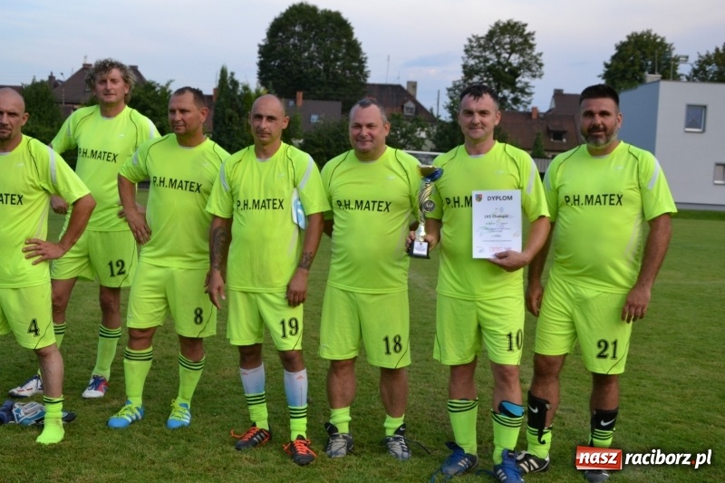 Zdjęcie w galerii na portalu naszraciborz.pl: Turniej w Chałupkach. Puchar Wójta dla oldbojów z Haci  wiadomości z regionu
