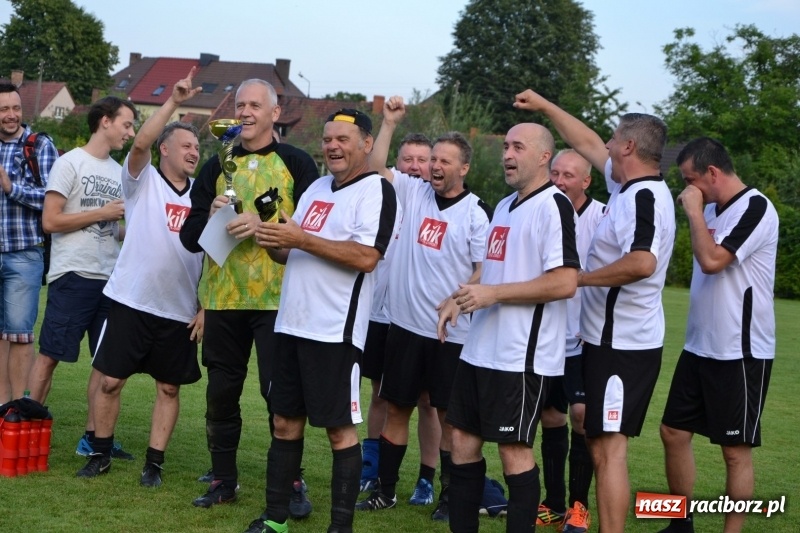 Zdjęcie w galerii na portalu naszraciborz.pl: Turniej w Chałupkach. Puchar Wójta dla oldbojów z Haci  wiadomości z regionu
