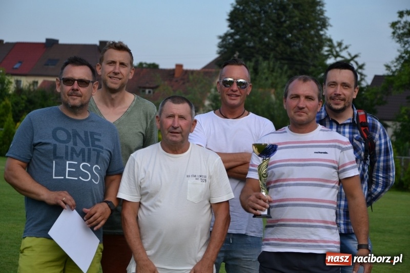 Zdjęcie w galerii na portalu naszraciborz.pl: Turniej w Chałupkach. Puchar Wójta dla oldbojów z Haci  wiadomości z regionu