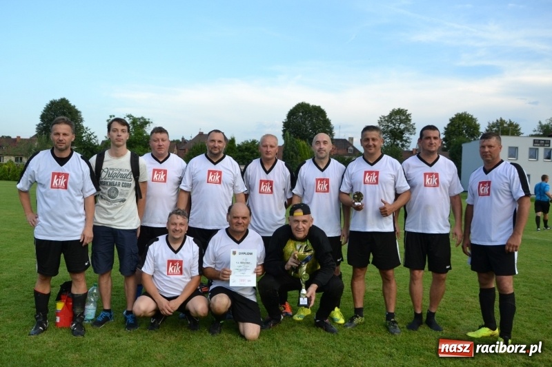 Zdjęcie w galerii na portalu naszraciborz.pl: Turniej w Chałupkach. Puchar Wójta dla oldbojów z Haci  wiadomości z regionu