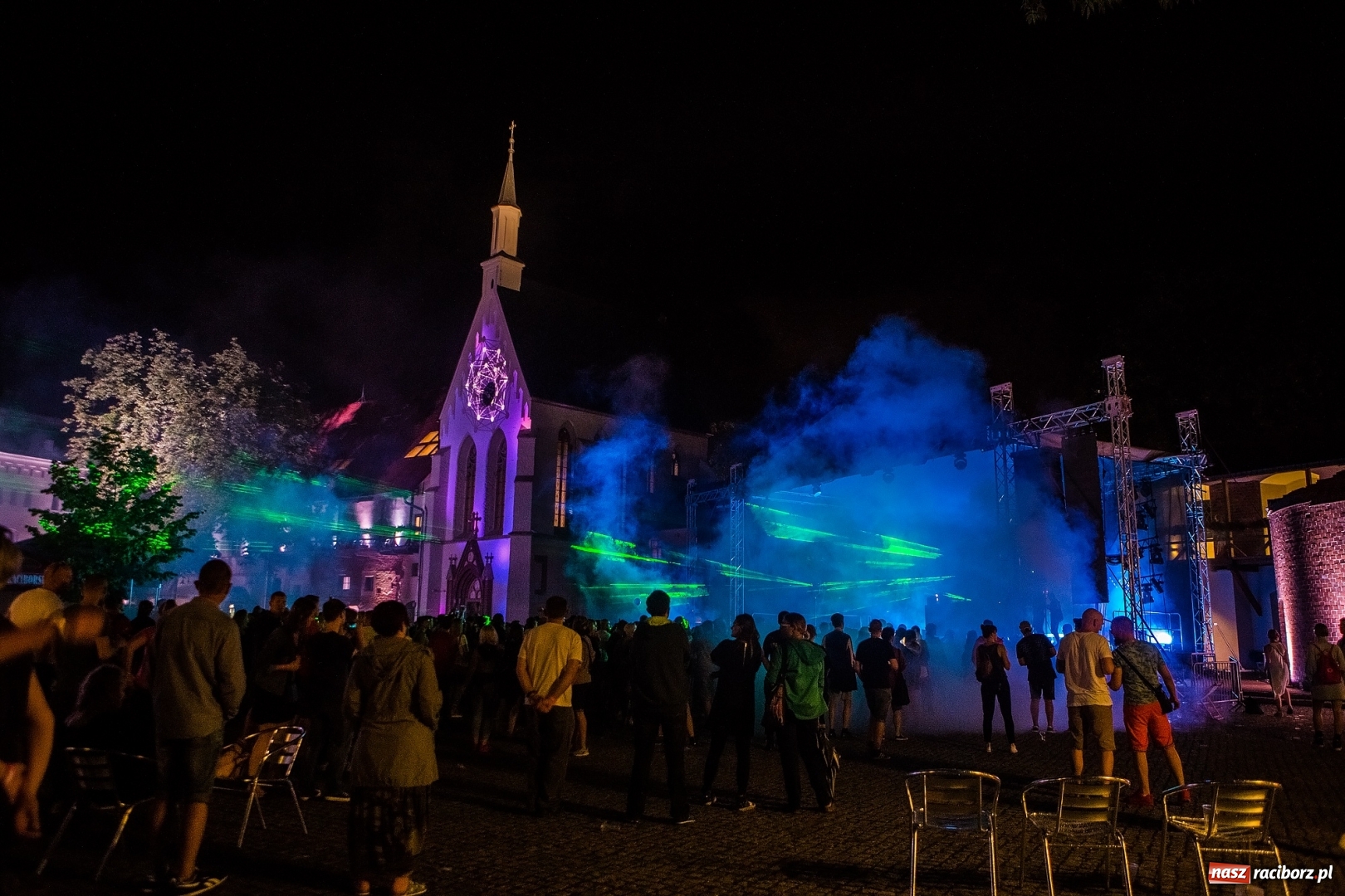 Zdjęcie w galerii na portalu naszraciborz.pl: Intro Festival 2017. Efektowny Mapping 3D kaplicy zamkowej z motywami na 800-lecie Raciborza wiadomości z regionu