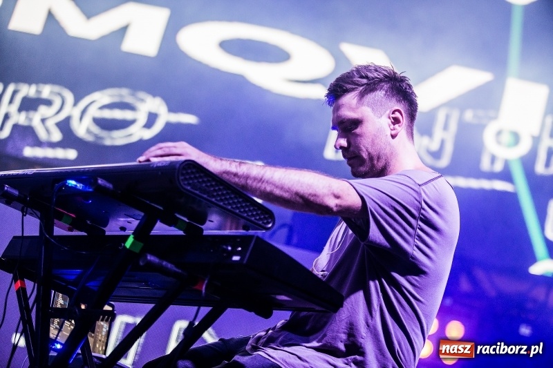 Zdjęcie w galerii na portalu naszraciborz.pl: Muzyka, efekty specjalne i... deszcz, czyli INTRO Festival 2017 już za nami! wiadomości z regionu