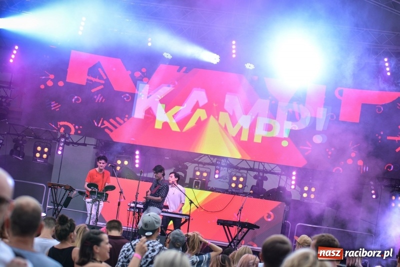 Zdjęcie w galerii na portalu naszraciborz.pl: Muzyka, efekty specjalne i... deszcz, czyli INTRO Festival 2017 już za nami! wiadomości z regionu