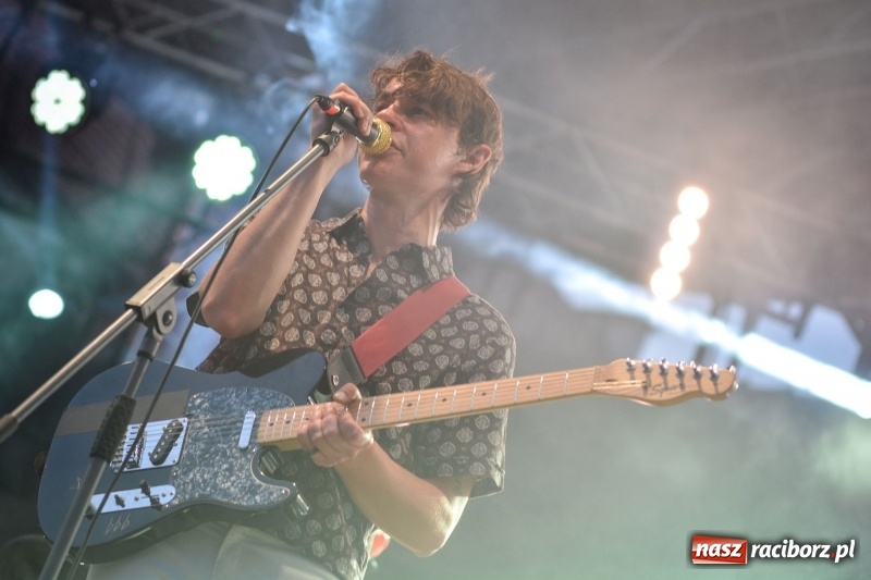 Zdjęcie w galerii na portalu naszraciborz.pl: Muzyka, efekty specjalne i... deszcz, czyli INTRO Festival 2017 już za nami! wiadomości z regionu