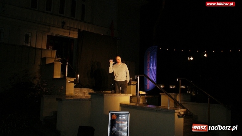 Zdjęcie w galerii na portalu naszraciborz.pl: Letni Teatr na Schodach: taksiarz i śmierć wiadomości z regionu