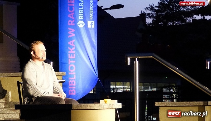 Zdjęcie w galerii na portalu naszraciborz.pl: Letni Teatr na Schodach: taksiarz i śmierć wiadomości z regionu