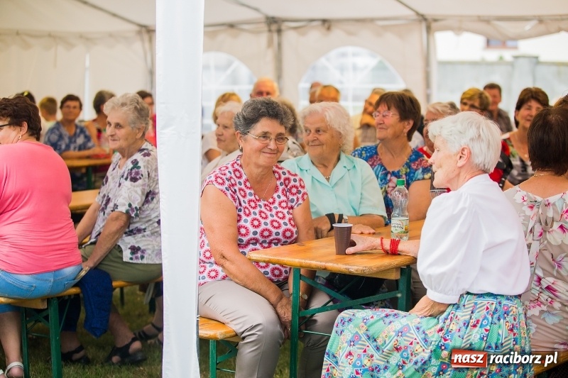 Zdjęcie w galerii na portalu naszraciborz.pl: Proboszcz z Bojanowa pożegnał się z parafianami wiadomości z regionu