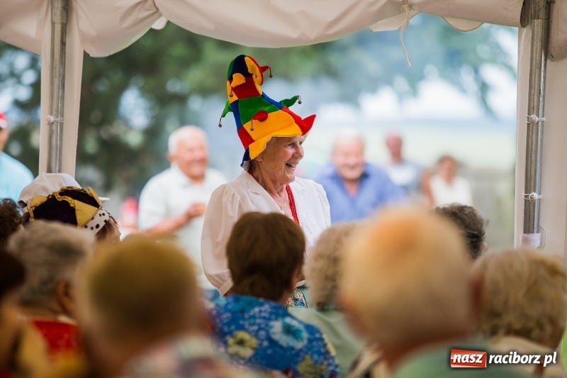 Zdjęcie w galerii na portalu naszraciborz.pl: Proboszcz z Bojanowa pożegnał się z parafianami wiadomości z regionu