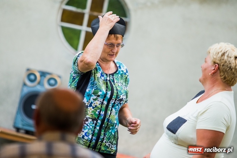 Zdjęcie w galerii na portalu naszraciborz.pl: Proboszcz z Bojanowa pożegnał się z parafianami wiadomości z regionu