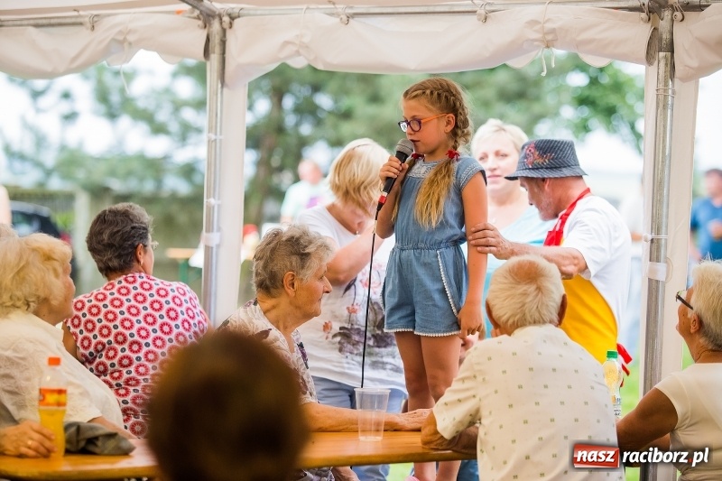 Zdjęcie w galerii na portalu naszraciborz.pl: Proboszcz z Bojanowa pożegnał się z parafianami wiadomości z regionu