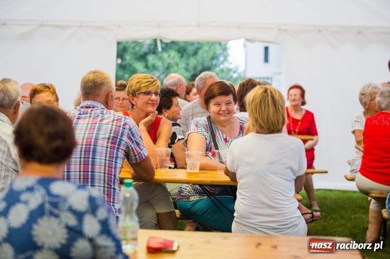 Zdjęcie w galerii na portalu naszraciborz.pl: Proboszcz z Bojanowa pożegnał się z parafianami wiadomości z regionu