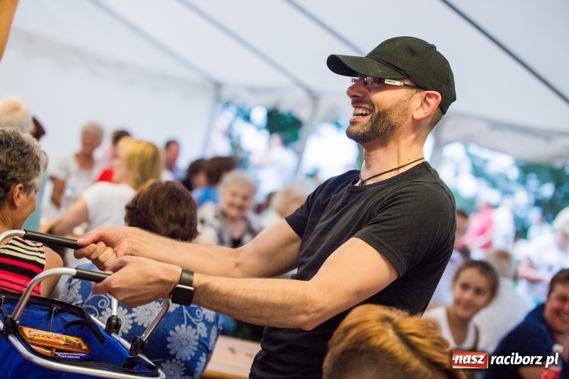 Zdjęcie w galerii na portalu naszraciborz.pl: Proboszcz z Bojanowa pożegnał się z parafianami wiadomości z regionu