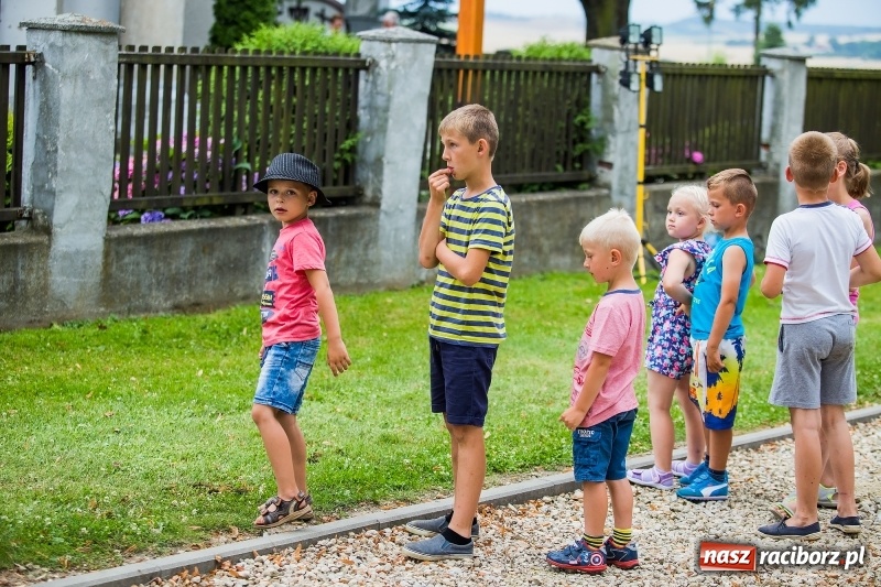 Zdjęcie w galerii na portalu naszraciborz.pl: Proboszcz z Bojanowa pożegnał się z parafianami wiadomości z regionu