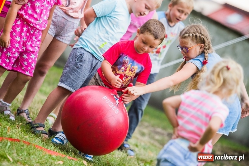 Zdjęcie w galerii na portalu naszraciborz.pl: Proboszcz z Bojanowa pożegnał się z parafianami wiadomości z regionu