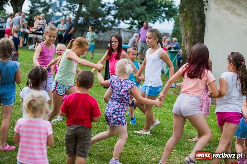 Zdjęcie w galerii na portalu naszraciborz.pl: Proboszcz z Bojanowa pożegnał się z parafianami wiadomości z regionu