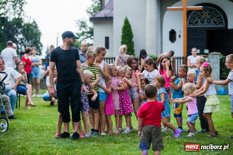 Zdjęcie w galerii na portalu naszraciborz.pl: Proboszcz z Bojanowa pożegnał się z parafianami wiadomości z regionu