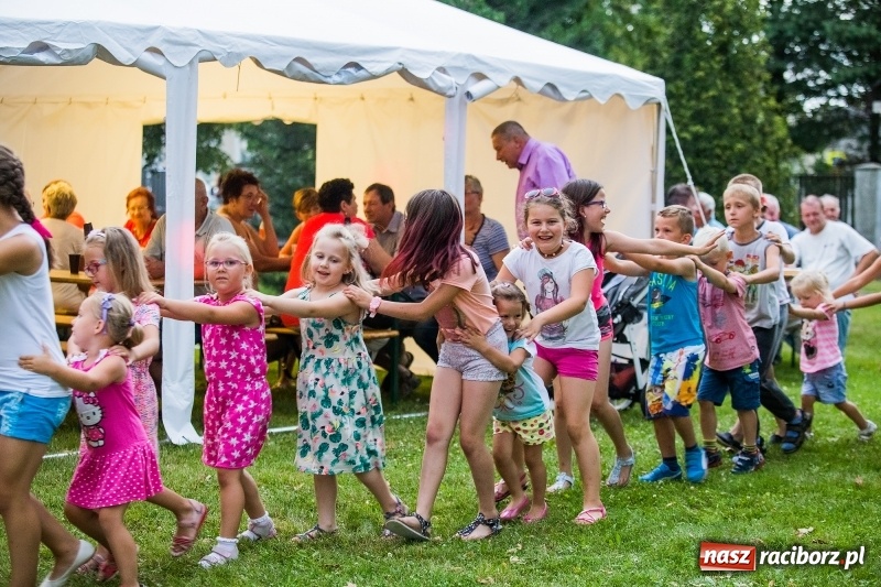 Zdjęcie w galerii na portalu naszraciborz.pl: Proboszcz z Bojanowa pożegnał się z parafianami wiadomości z regionu