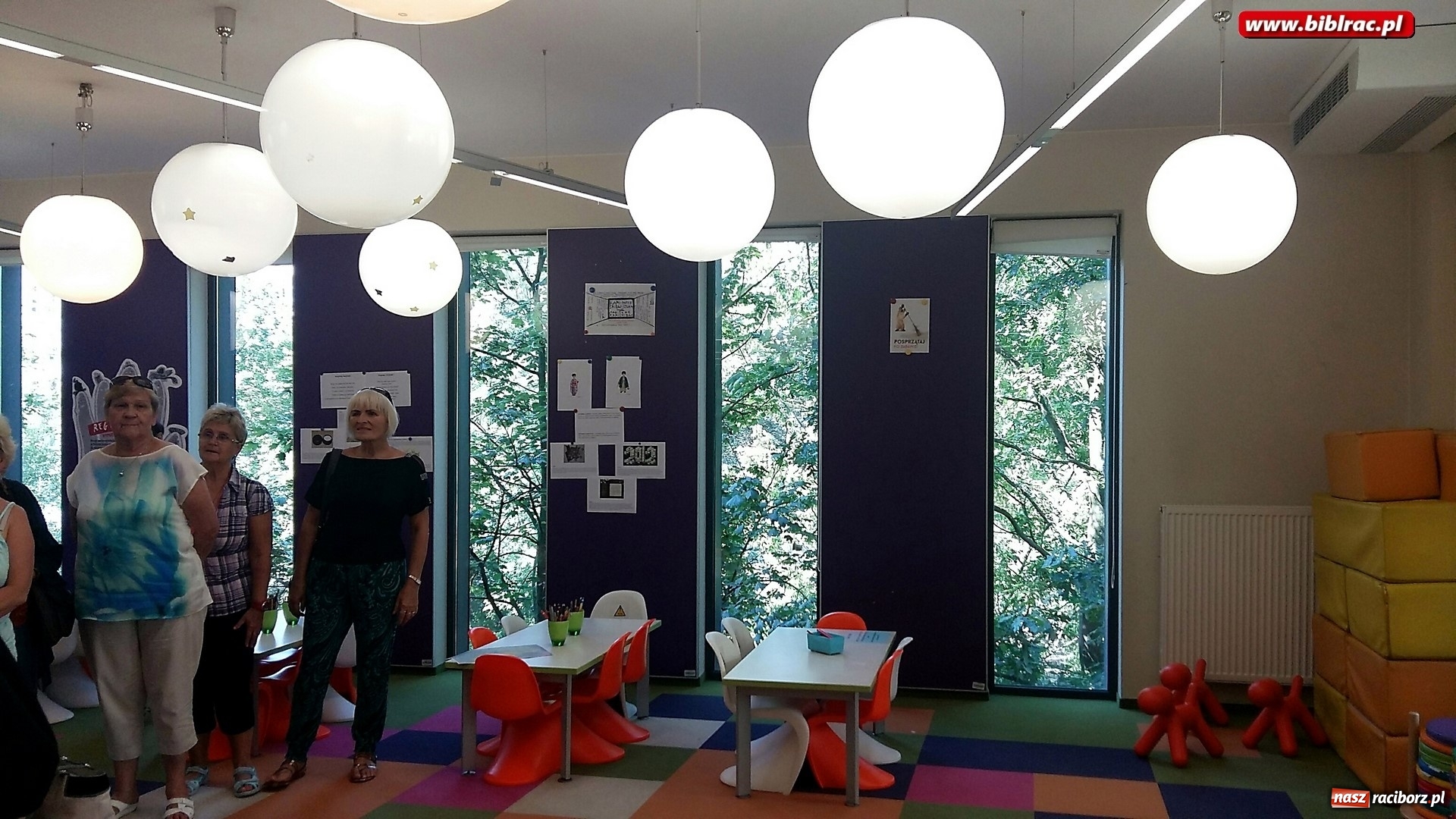 Zdjęcie w galerii na portalu naszraciborz.pl: Klub Przyjaciół Biblioteki na Ostrogu wybrał się na wycieczkę do Opola  wiadomości z regionu