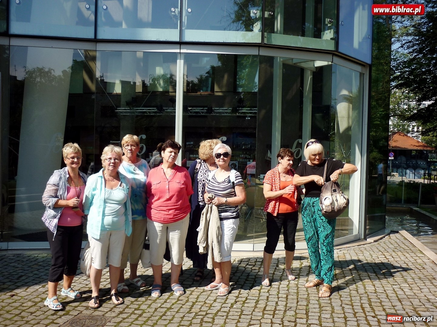 Zdjęcie w galerii na portalu naszraciborz.pl: Klub Przyjaciół Biblioteki na Ostrogu wybrał się na wycieczkę do Opola  wiadomości z regionu