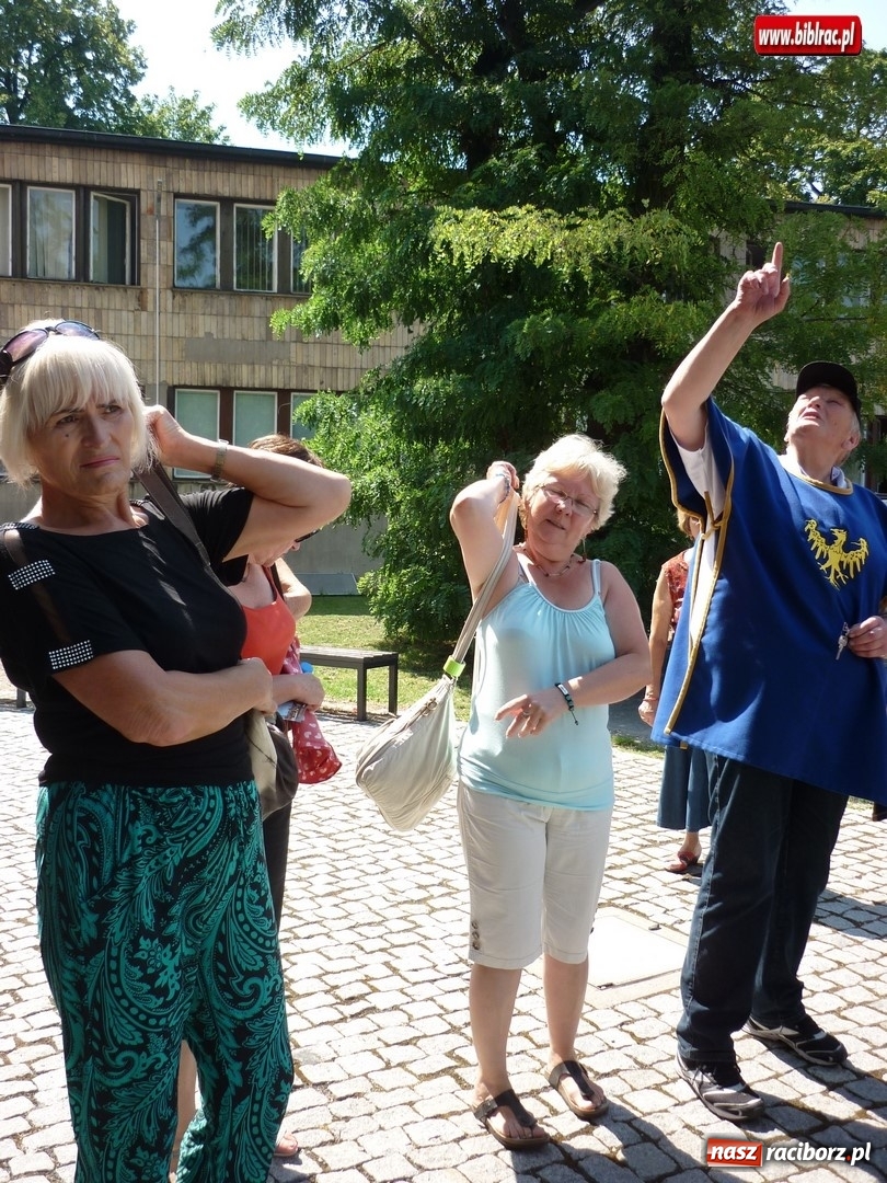 Zdjęcie w galerii na portalu naszraciborz.pl: Klub Przyjaciół Biblioteki na Ostrogu wybrał się na wycieczkę do Opola  wiadomości z regionu