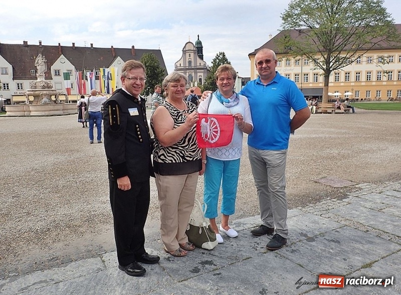 Zdjęcie w galerii na portalu naszraciborz.pl: Raciborzanie na 64. Pielgrzymce Górnoślązaków w Altötting wiadomości z regionu