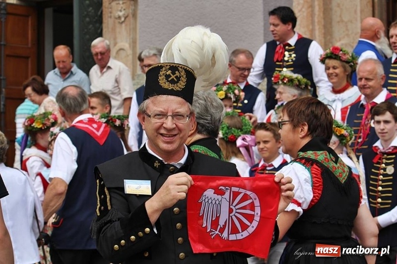 Zdjęcie w galerii na portalu naszraciborz.pl: Raciborzanie na 64. Pielgrzymce Górnoślązaków w Altötting wiadomości z regionu