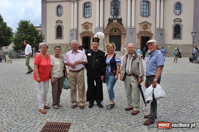 Zdjęcie w galerii na portalu naszraciborz.pl: Raciborzanie na 64. Pielgrzymce Górnoślązaków w Altötting wiadomości z regionu